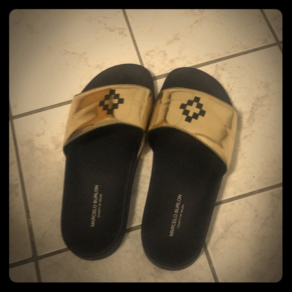 MARCELO BURLON light shoes, very light used.
